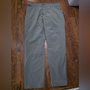 Kuhl Men's tan Deceptr